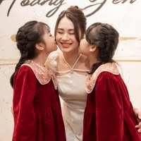 Masseuse Hoàng Yến Masseuse Hoàng Yến