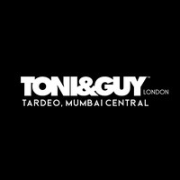 Masseuse Toni&Guy Tardeo. Masseuse Toni&Guy Tardeo.
